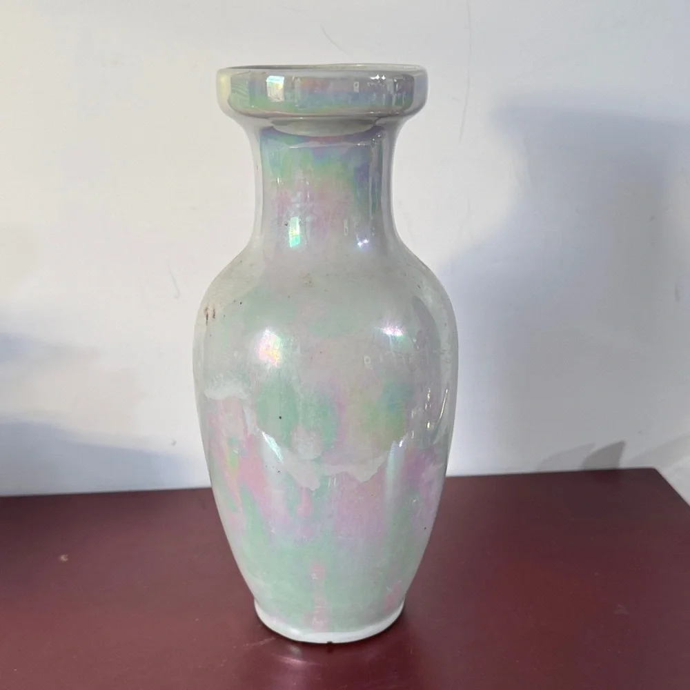 Vintage Iridescent  Vase with 3D Flowers  8